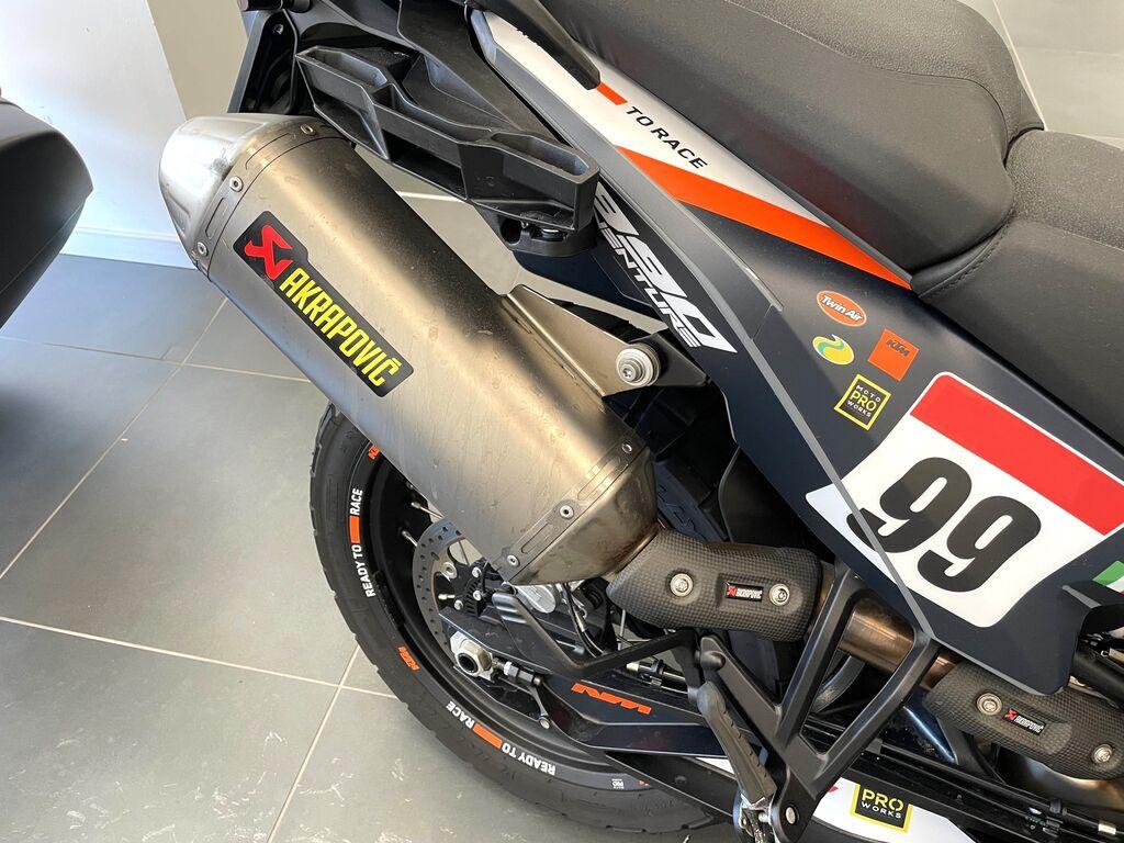 890 ADVENTURE