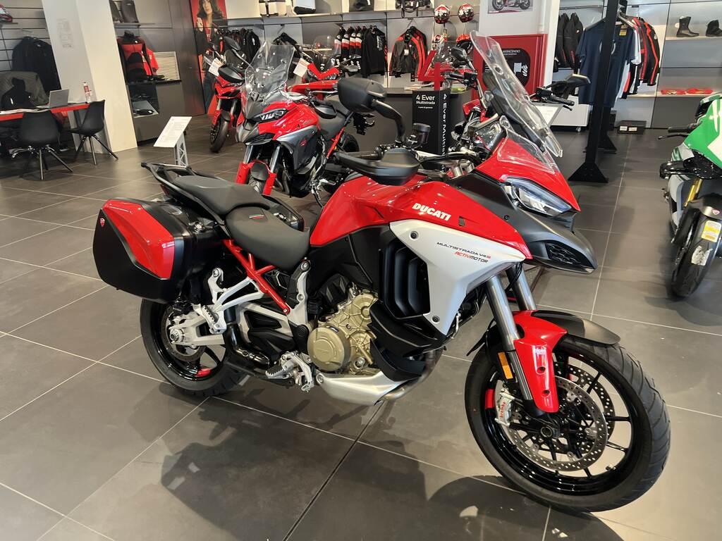 MULTISTRADA V4
