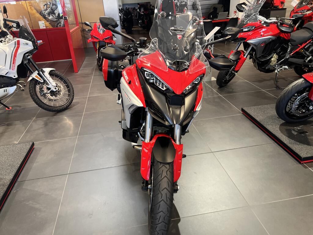MULTISTRADA V4