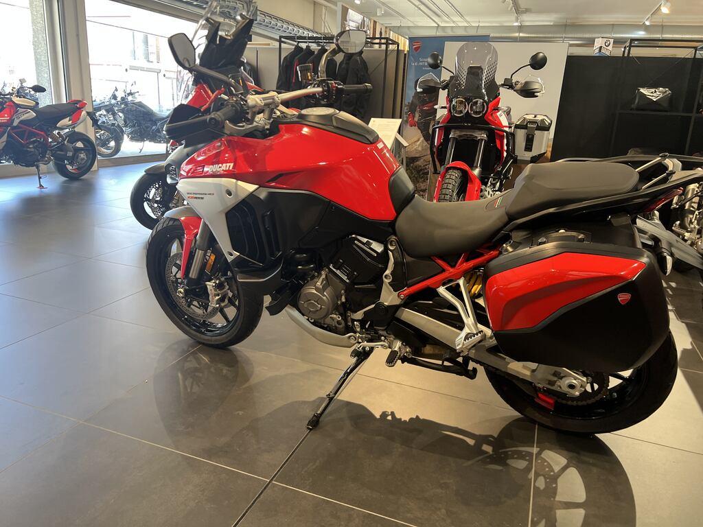 MULTISTRADA V4