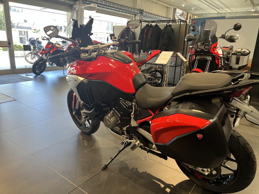 MULTISTRADA V4