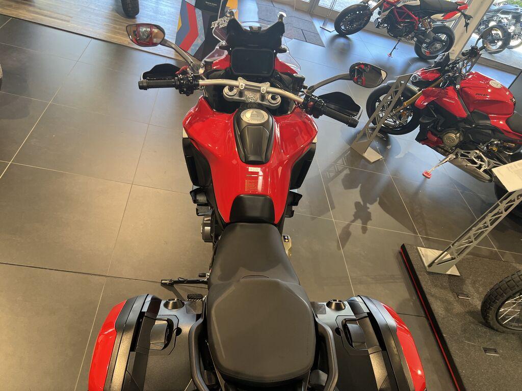 MULTISTRADA V4