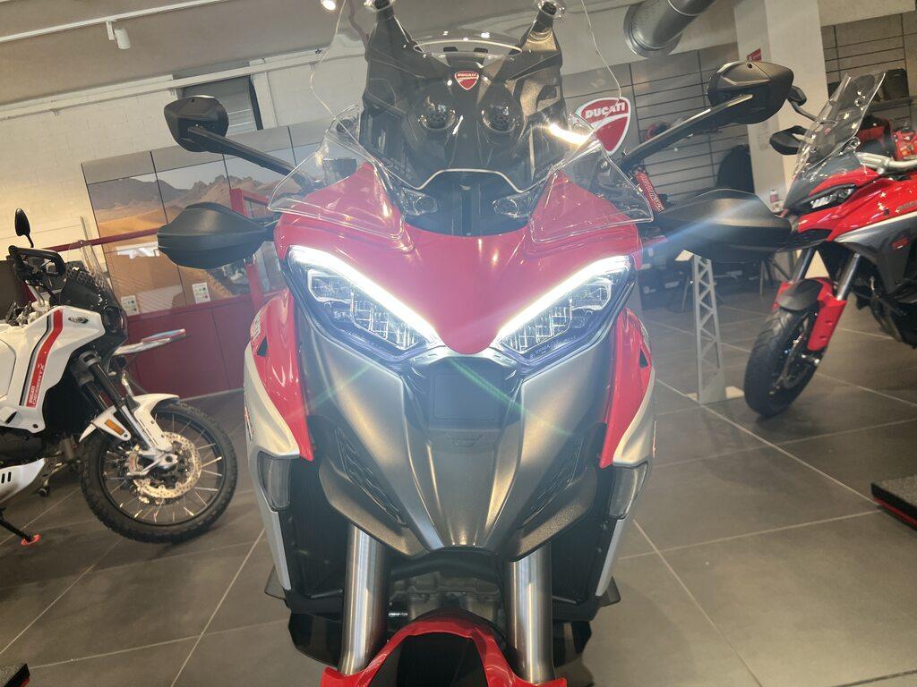 MULTISTRADA V4