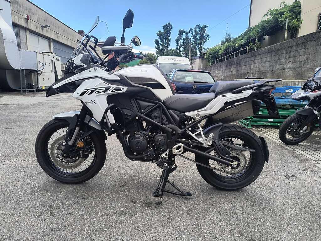 TRK 502
