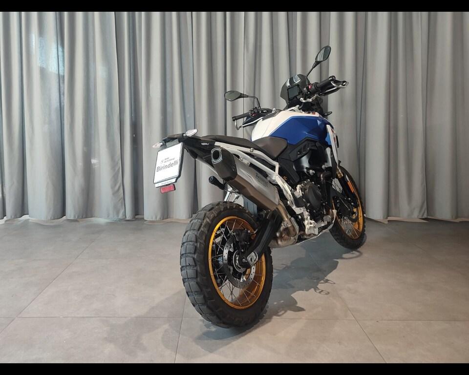 F 900 GS