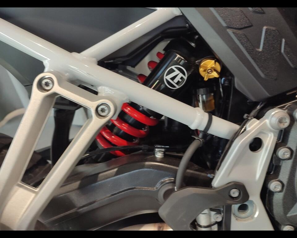 F 900 GS