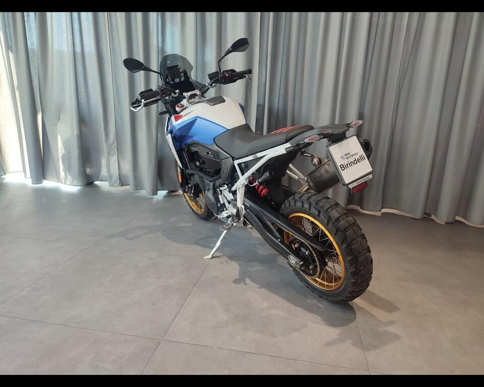 F 900 GS