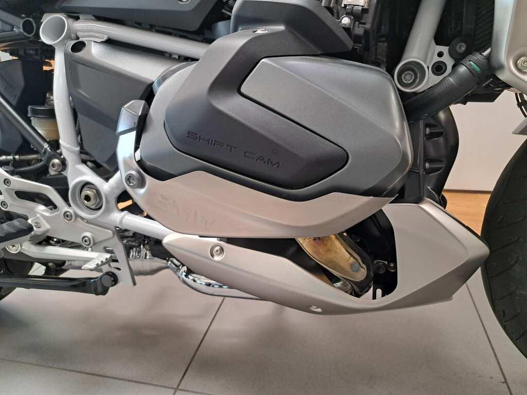 R 1250 R