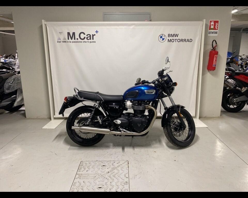 BONNEVILLE 900 T100