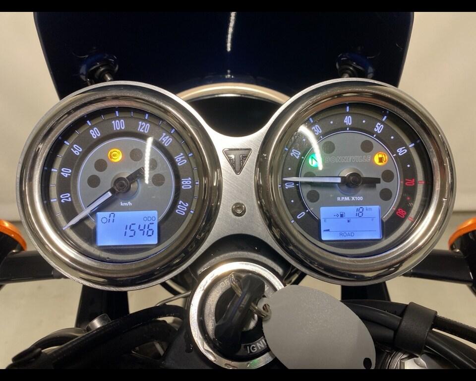 BONNEVILLE 900 T100