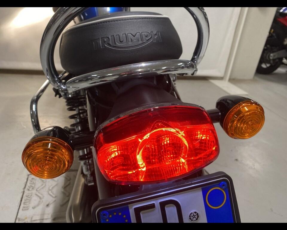BONNEVILLE 900 T100