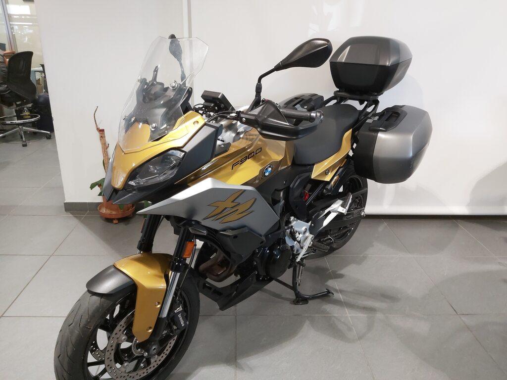 F 900 XR
