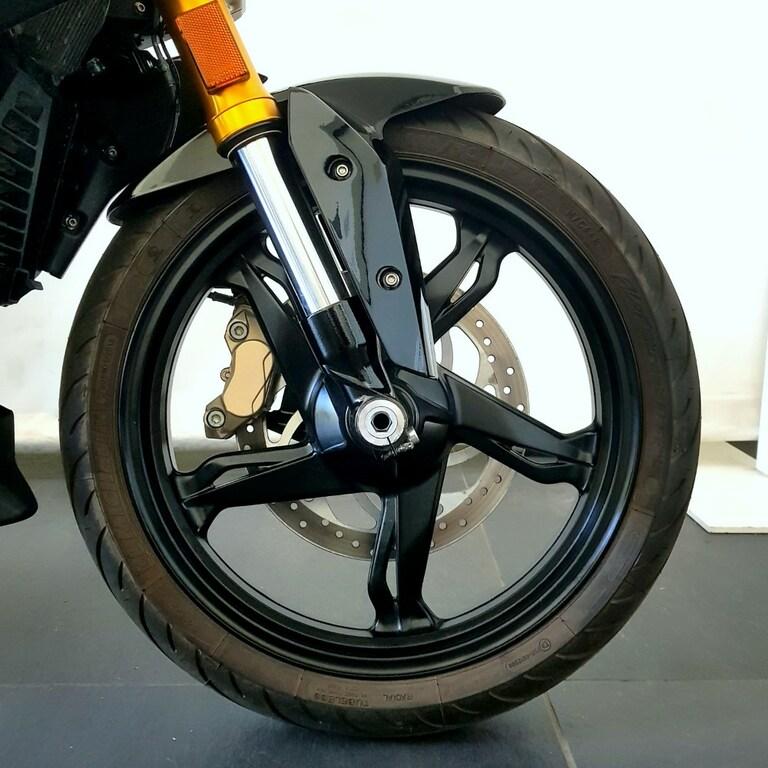 G 310 R