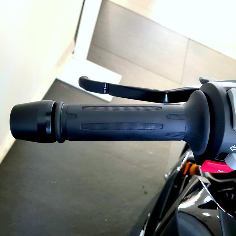 G 310 R