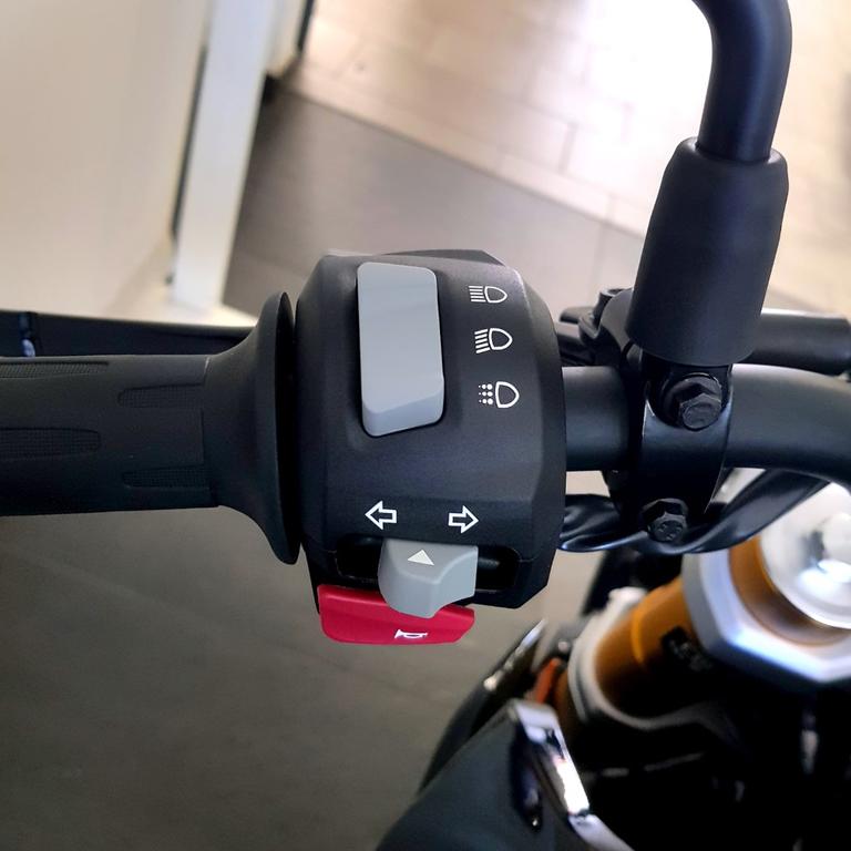 G 310 R