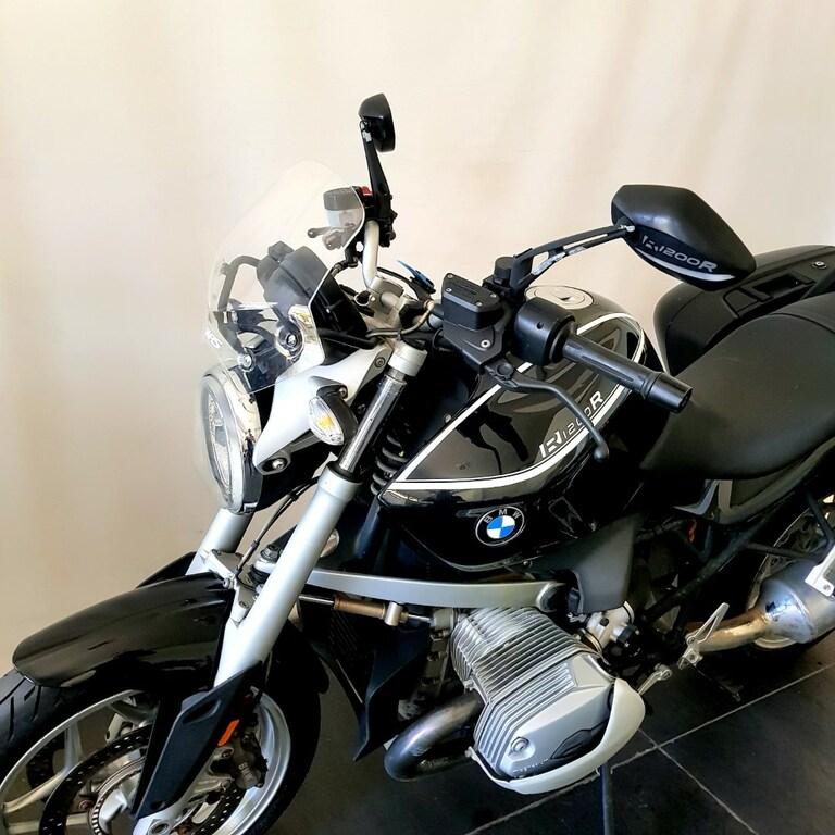 R 1200 R