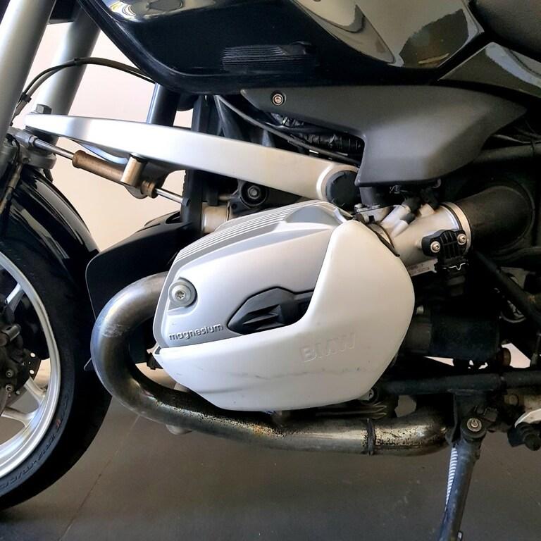 R 1200 R