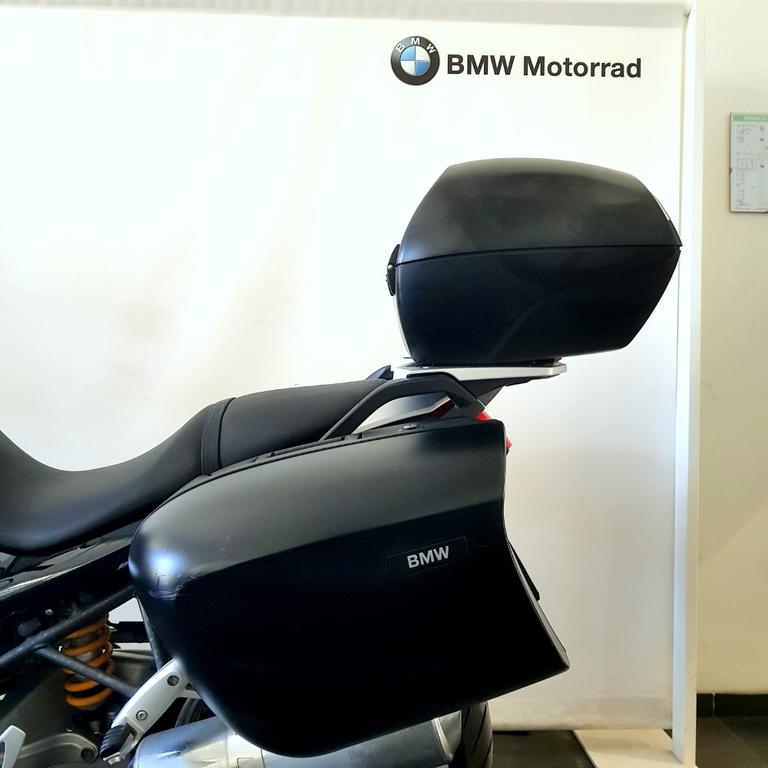 R 1200 R