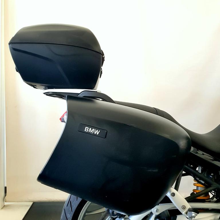 R 1200 R
