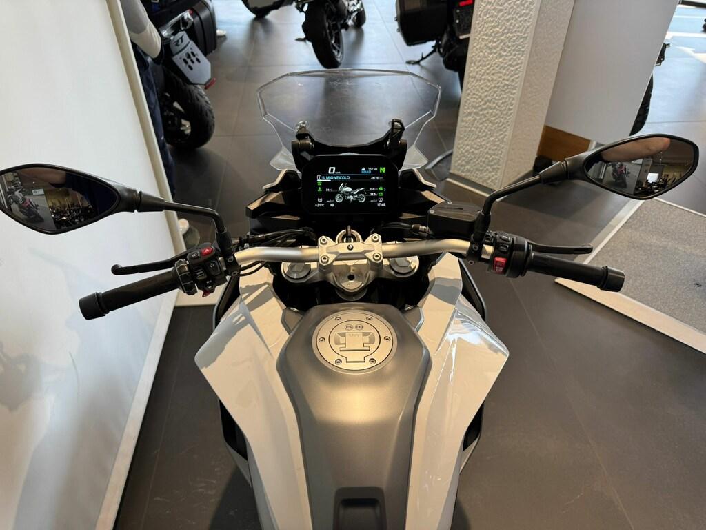 F 900 XR