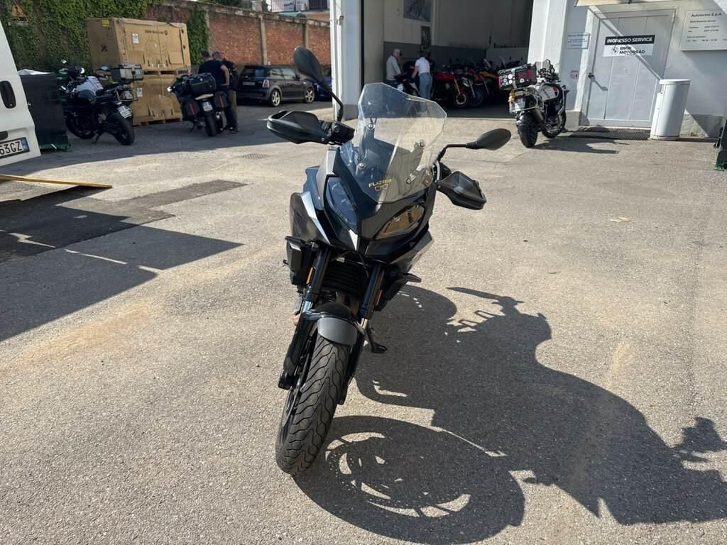 F 900 XR