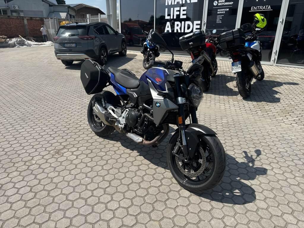 F 900 R