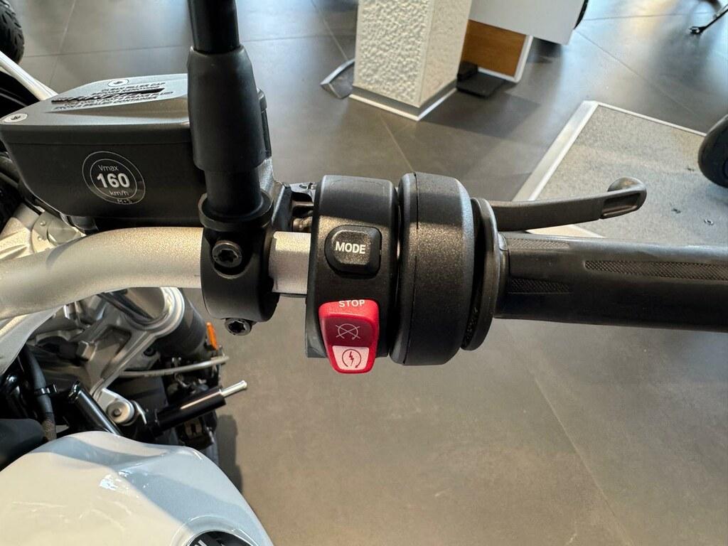 R 1200 NINET