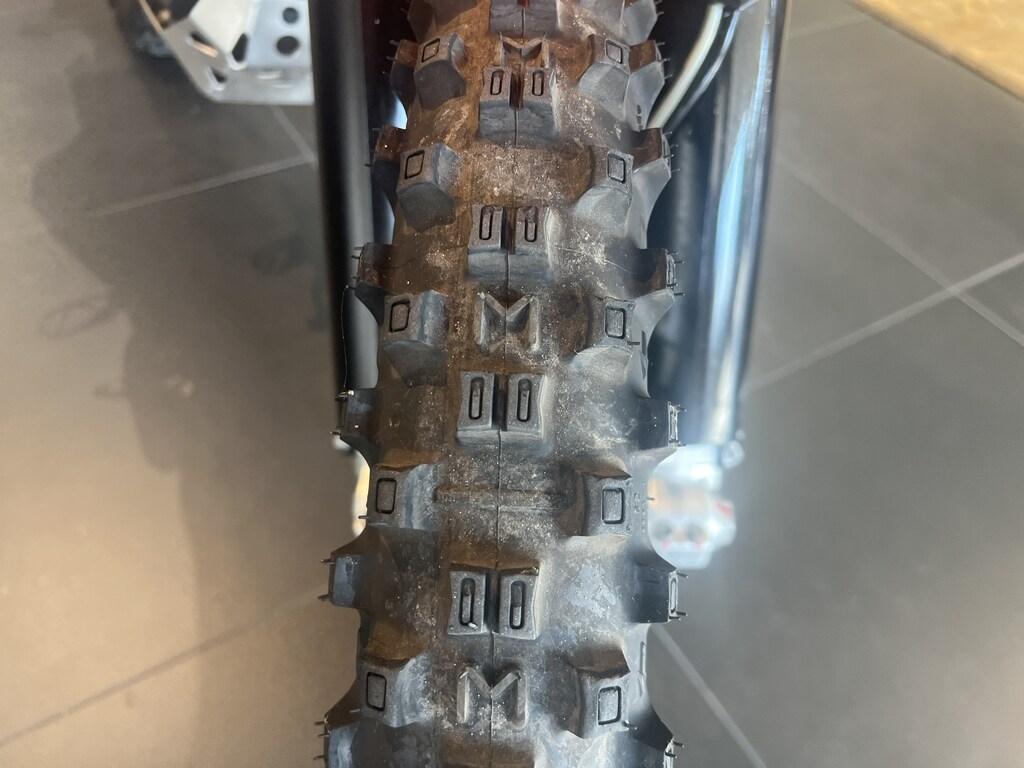 690 ENDURO