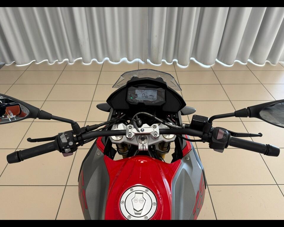 G 310 GS