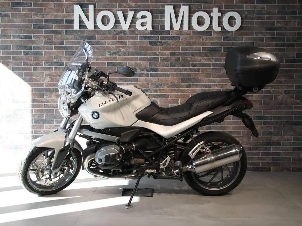 R 1200 R