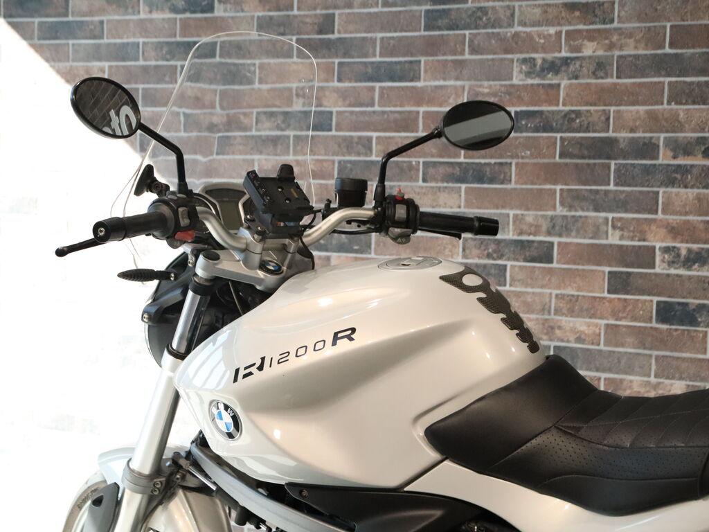R 1200 R