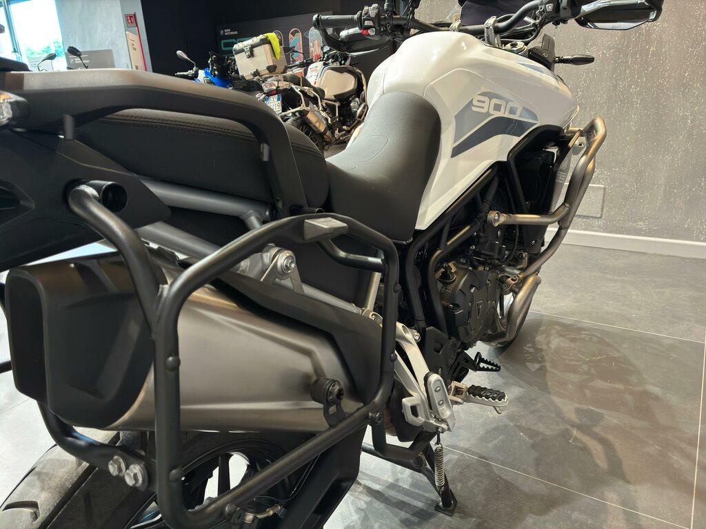 TIGER 900
