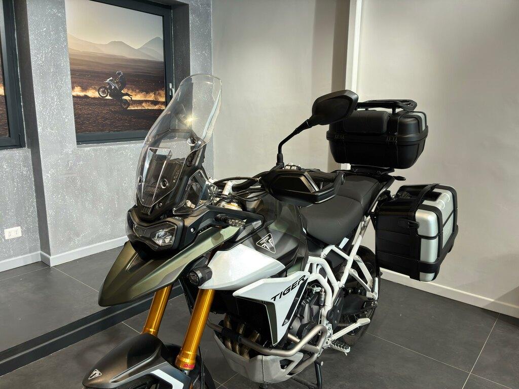 TIGER 900