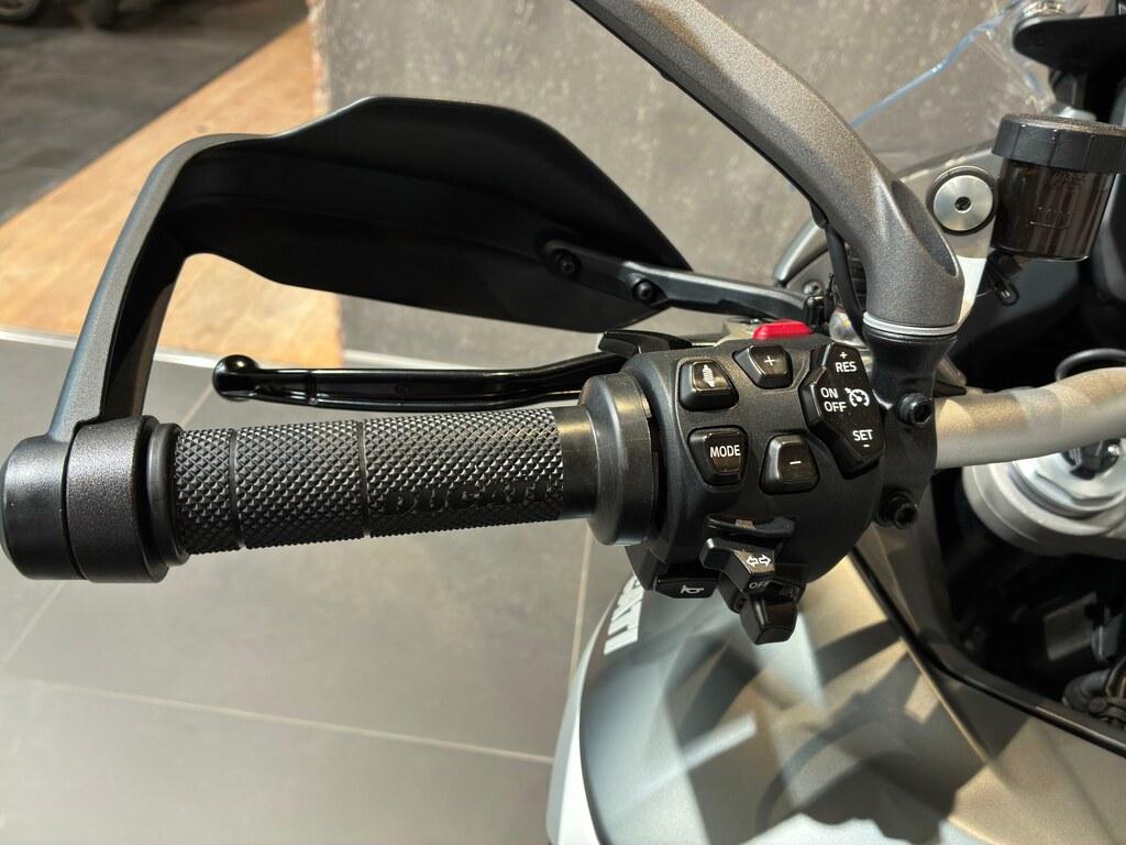MULTISTRADA V4