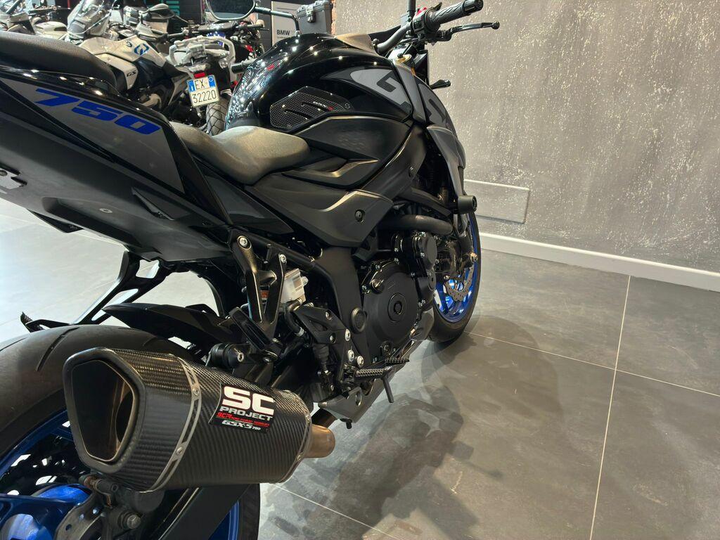 GSX-S 750