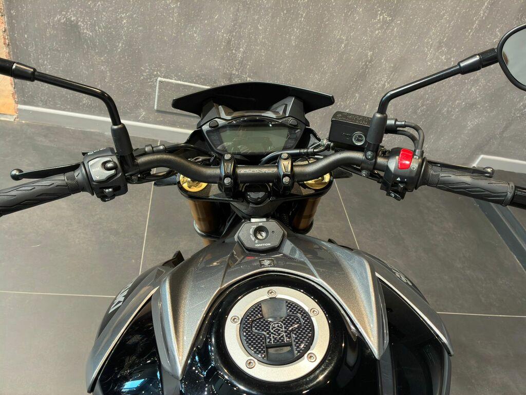 GSX-S 750