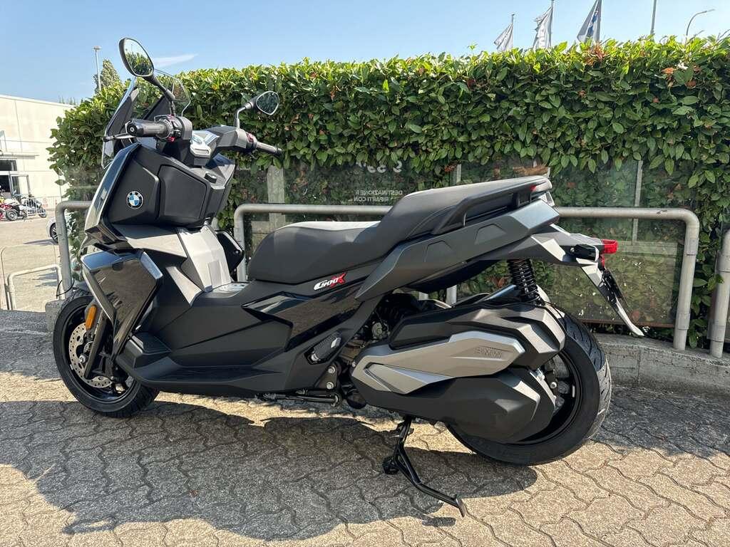 C 400 X