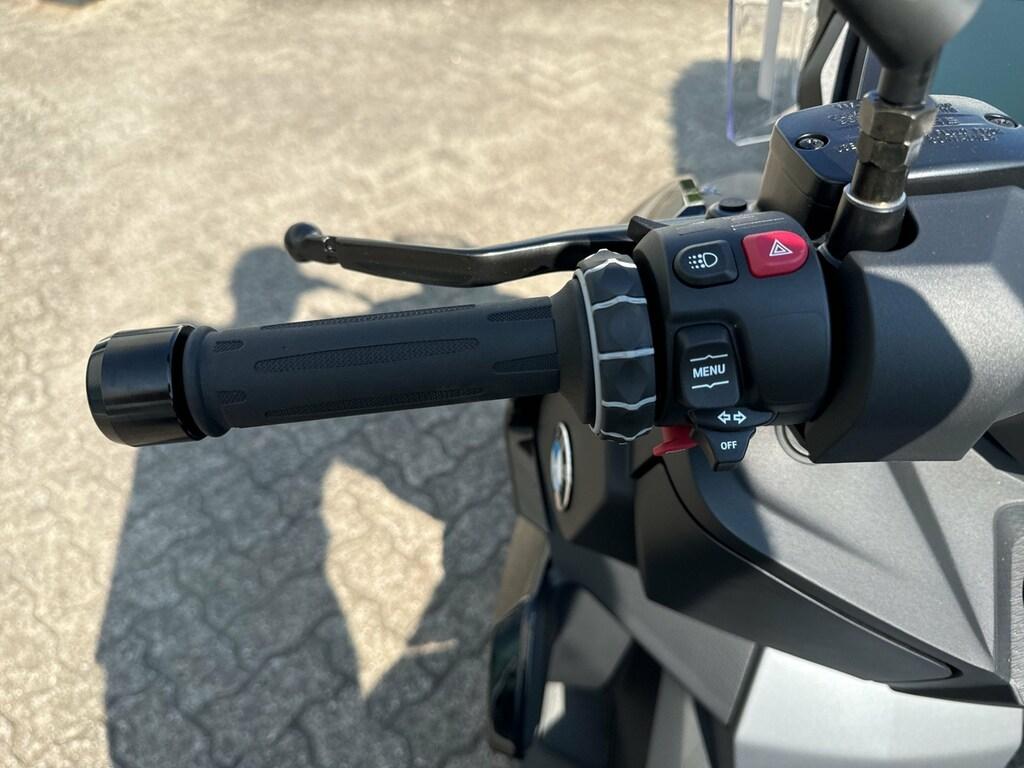 C 400 X