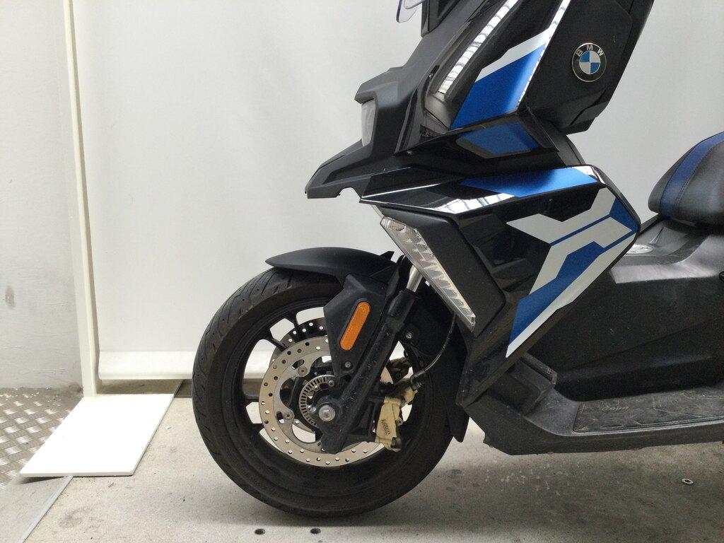 C 400 X