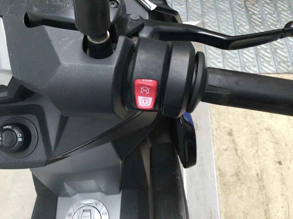 C 400 X