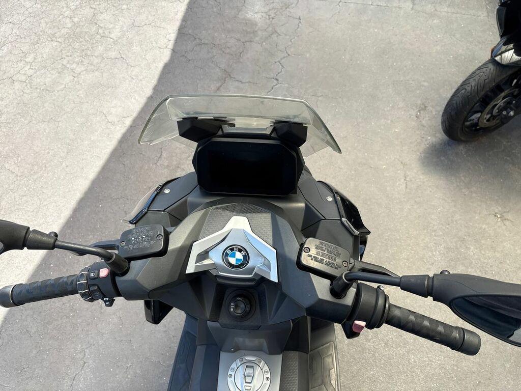 C 400 X