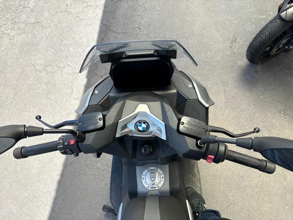C 400 X