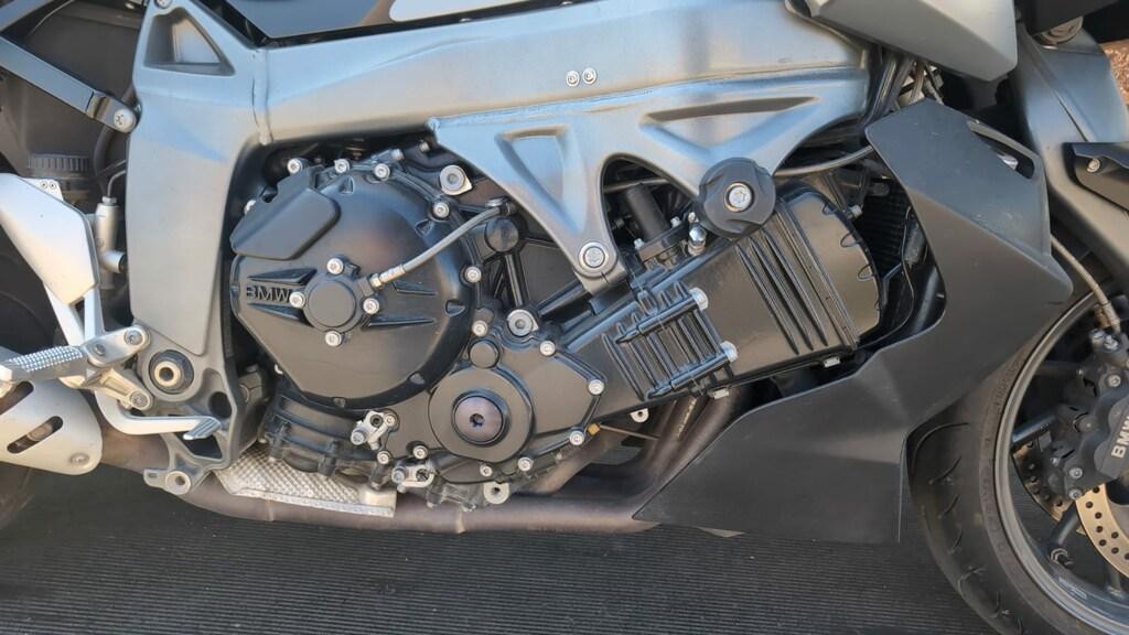 K 1300 R