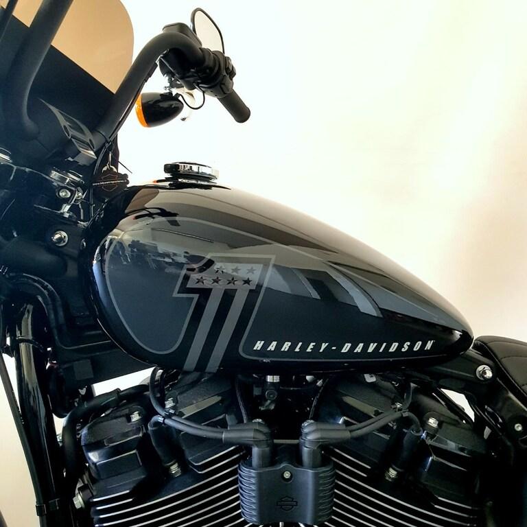 STREET BOB 114 1868