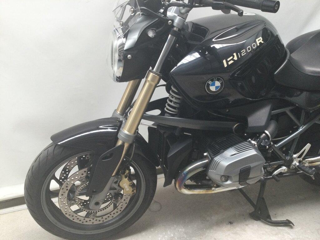 R 1200 R