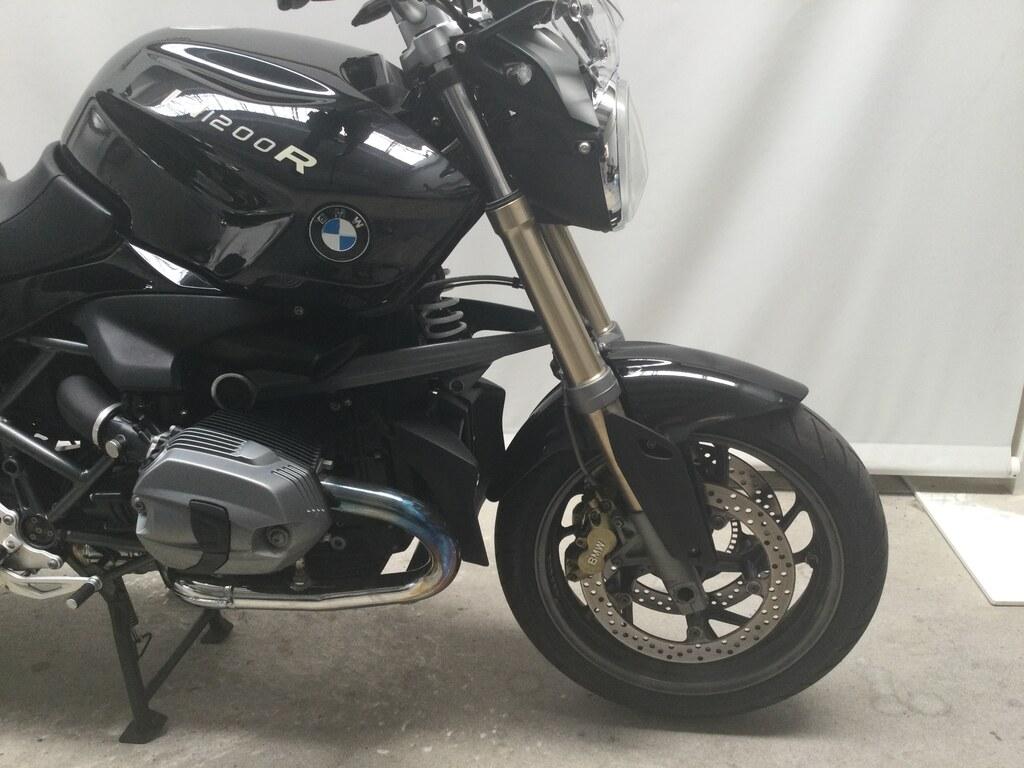 R 1200 R