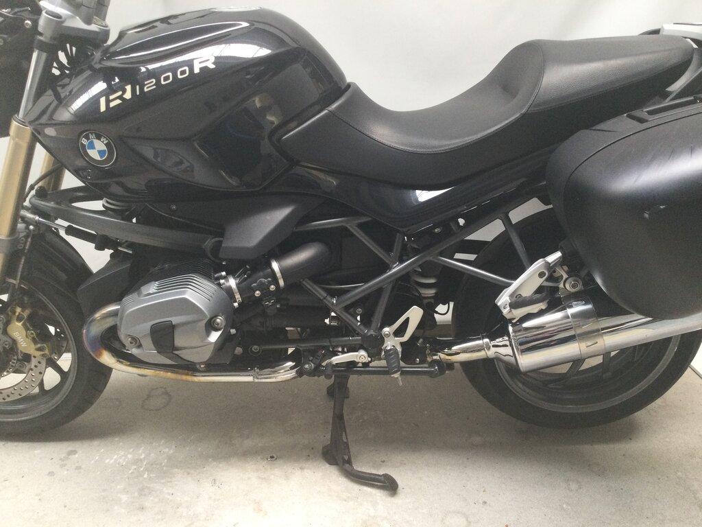 R 1200 R