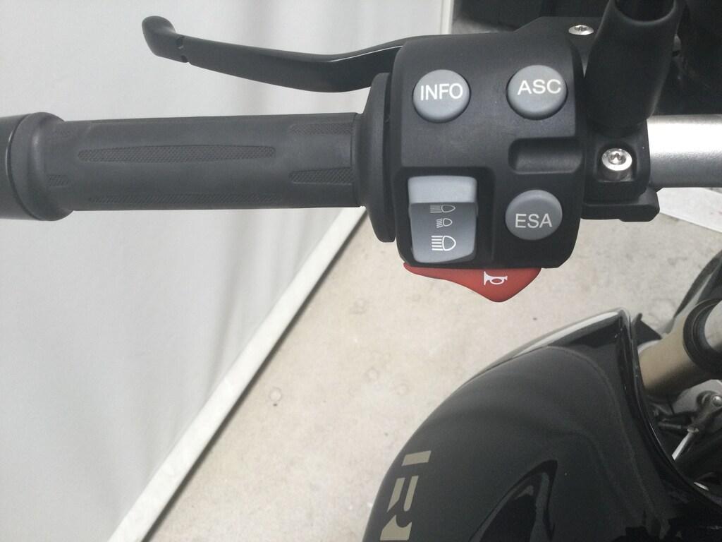 R 1200 R