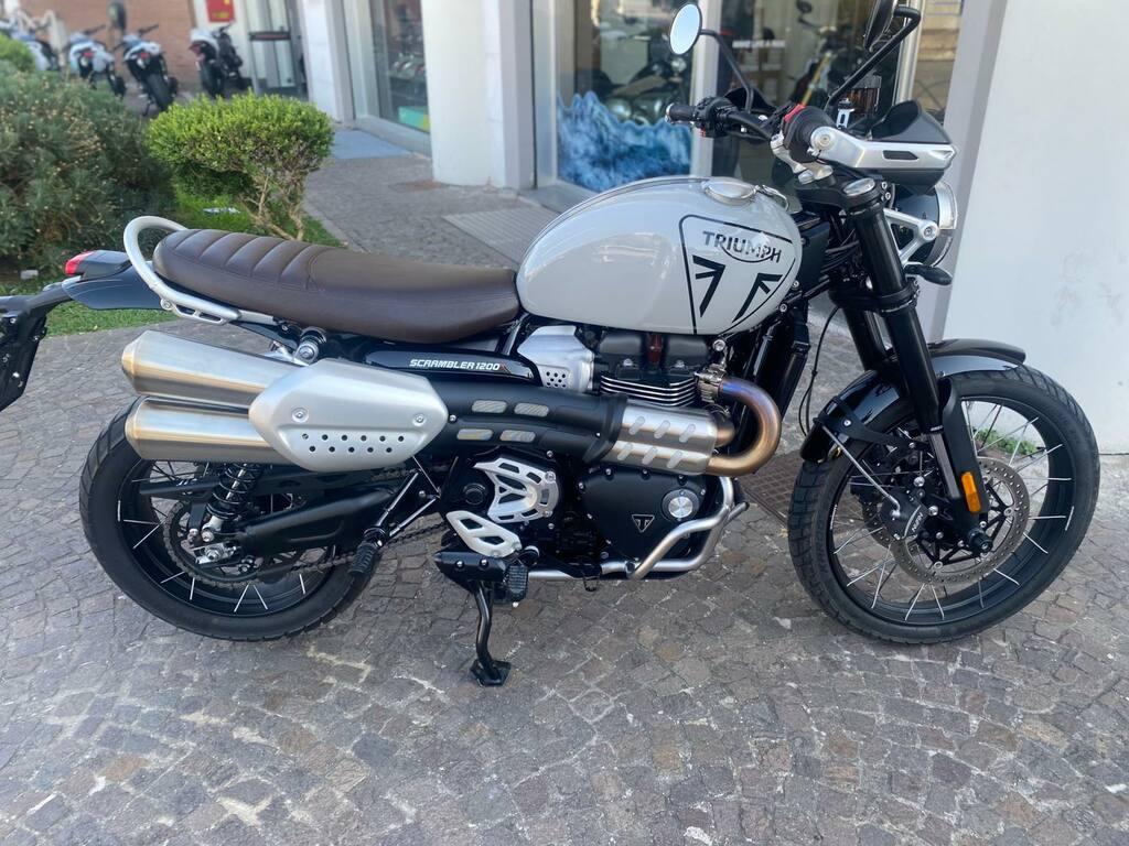 SCRAMBLER 1200