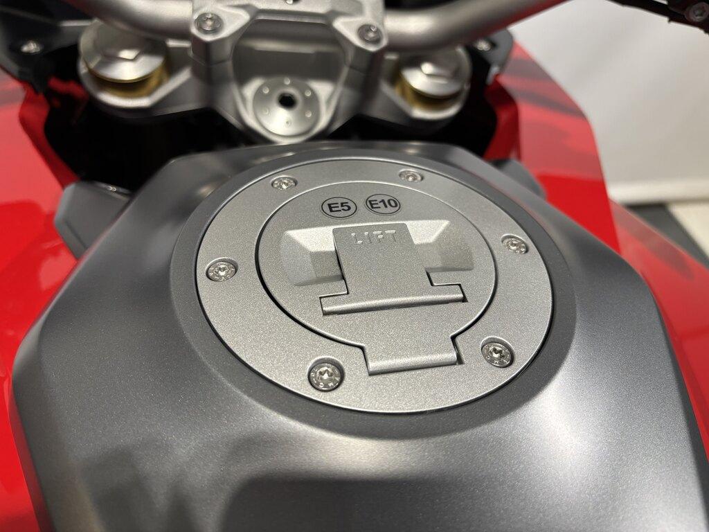 F 900 XR
